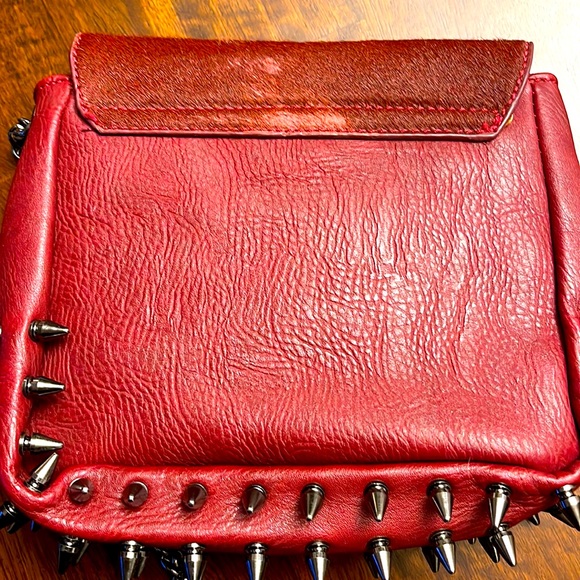 ONE OF A KIND - Edgy Blood Red Spiked Cross Body bag - Picture 7 of 7